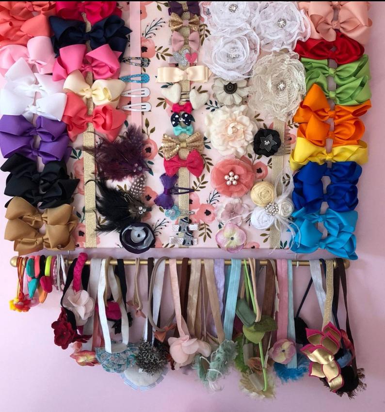 11 Fanciful Ways to Organize All of Your Kid's Hair Accessories  Diy hair  bow holder, Organizing hair accessories, Hair bow holder
