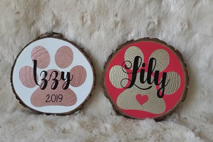 video Personalized Paw Print Ornament details