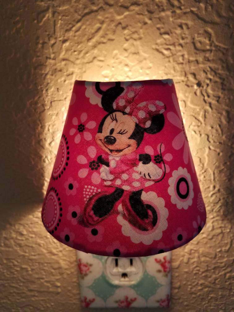 Minnie Mouse Night Light, night time view